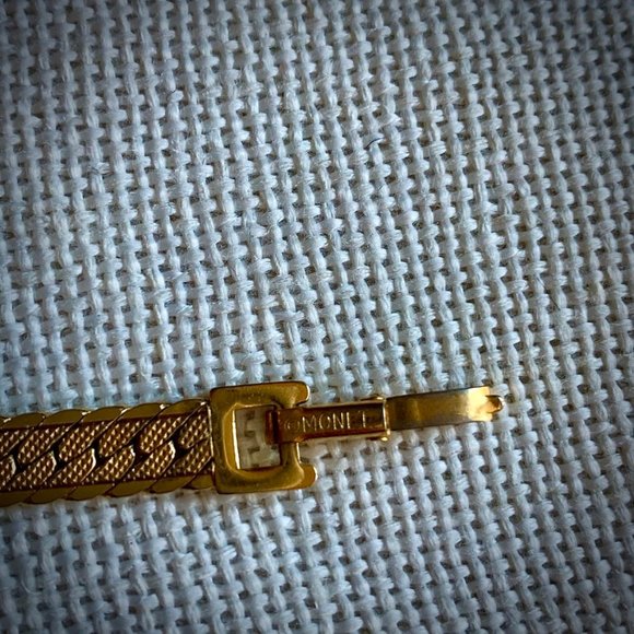 Monet gold plated bracelet - Picture 7 of 11